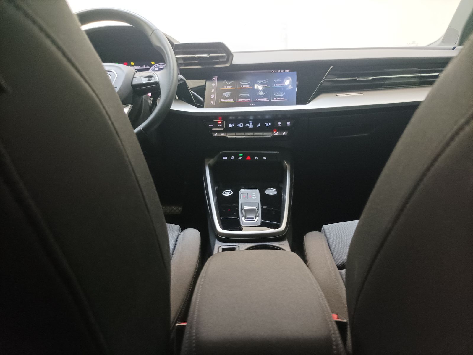 Audi A3 45 1.4 TFSI e S Line|Navi|V. Cockpit|PDC|LED