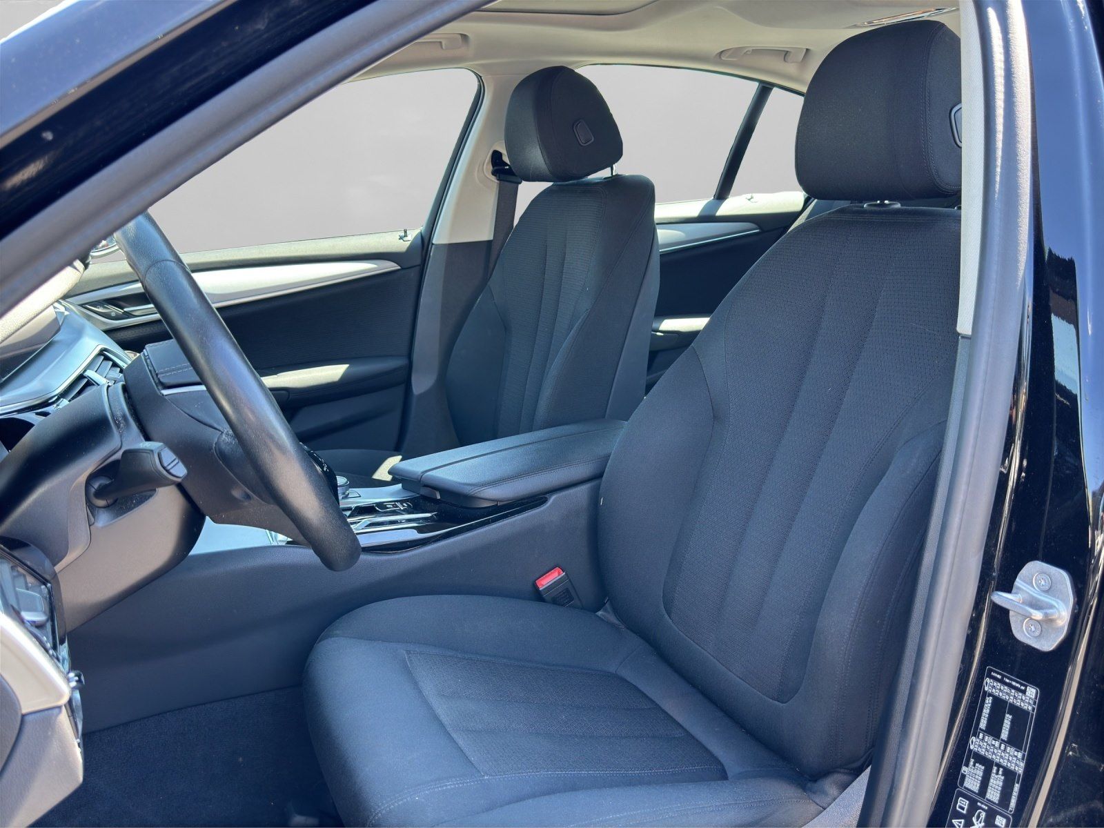 BMW 530d xDrive Limo Schiebedach AHK Stop+Go RFK Sit