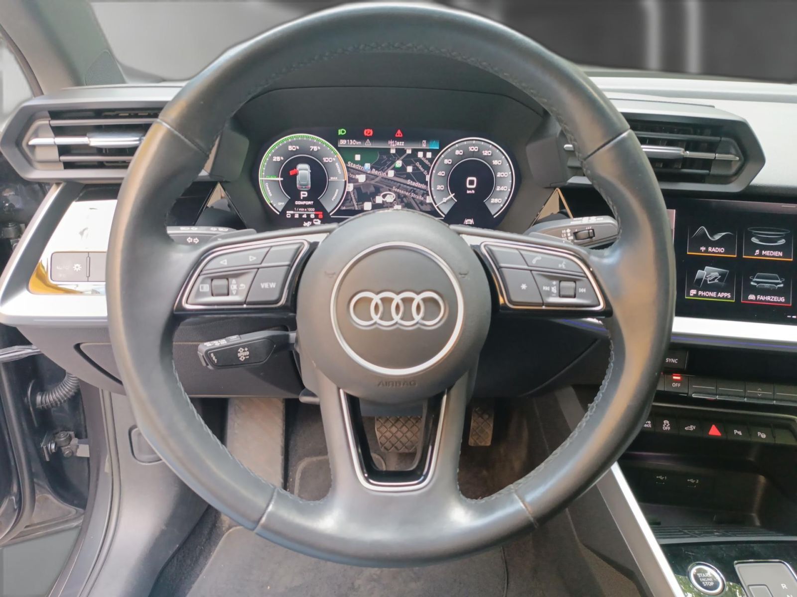 Audi A3 Sportback 40 TFSI e Adv. S tronic - Samsaru's Car Outlet
