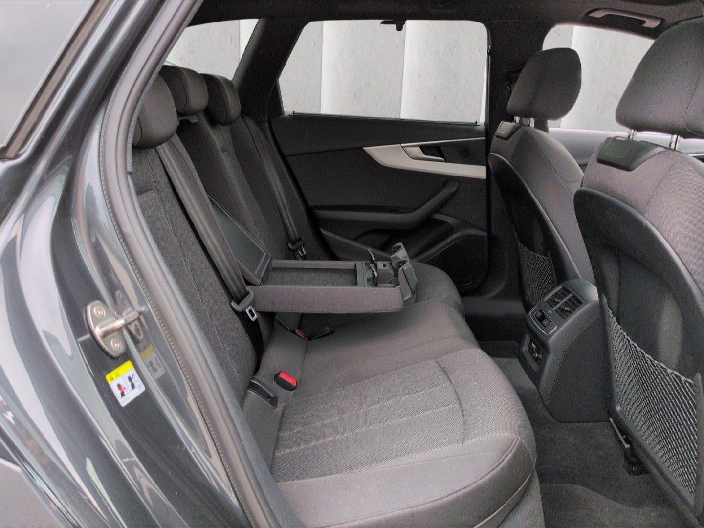 Audi A4 allroad quattro 45TFSI*S-tron AHK Matrix-LED