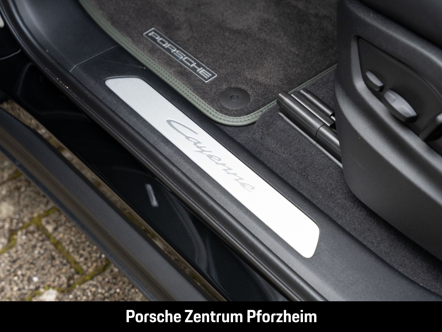 Porsche Cayenne BOSE Sportabgasanlage Panoramadach LED S
