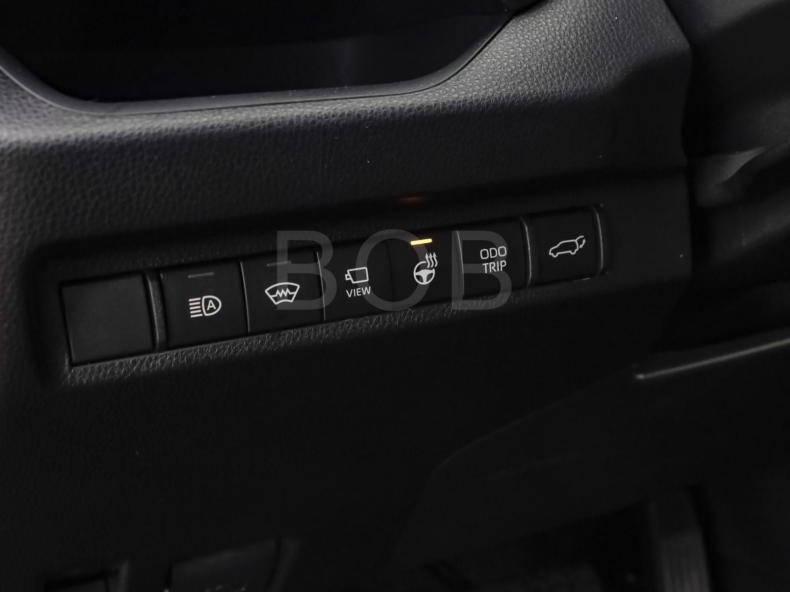 Toyota RAV 4 2.5 Hybrid Style - Samsaru's Car Outlet