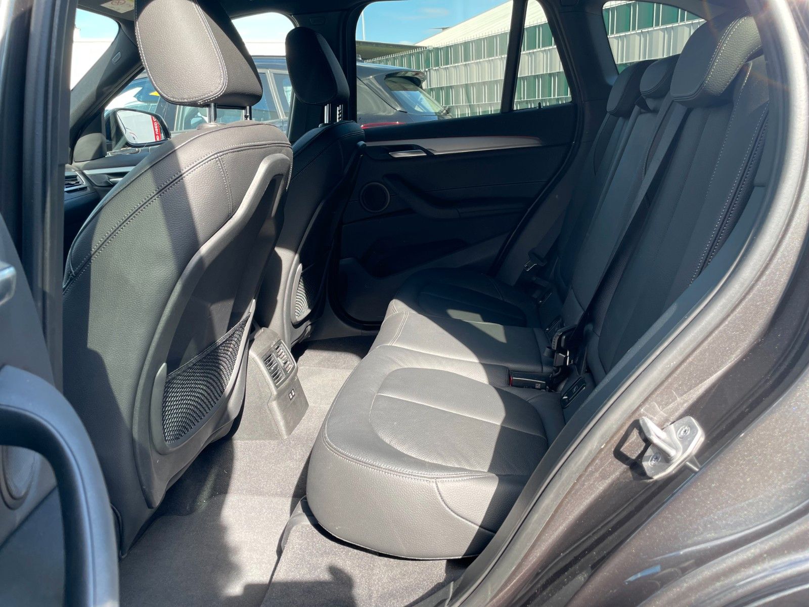 BMW X1 xDrive 20 d M Sport - Samsaru's Car Outlet