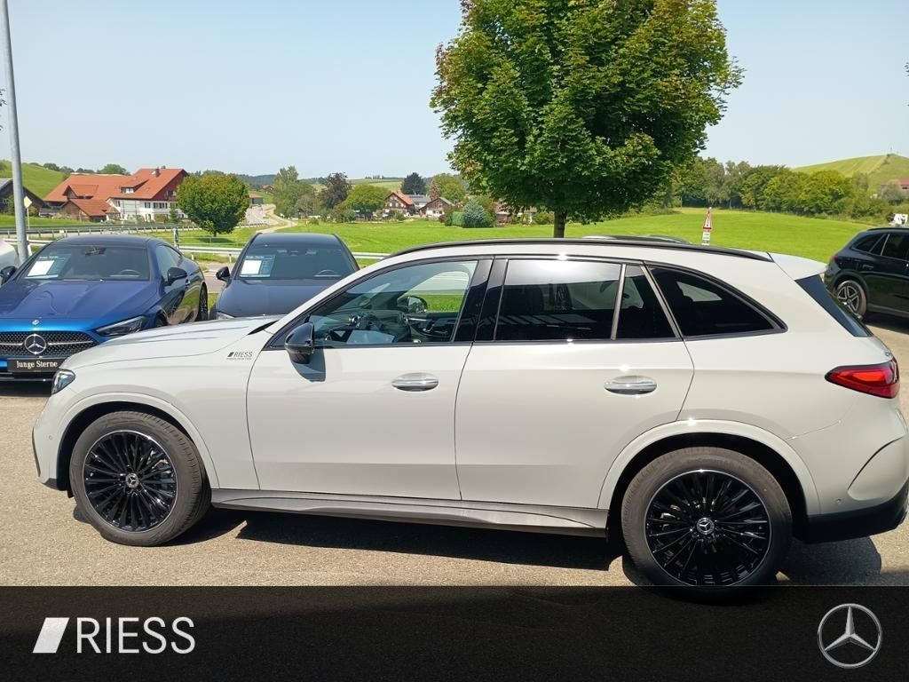 Mercedes-Benz GLC 220 d AMG+PANO+AHK+DISTR+DIGI L+BURM+360°+