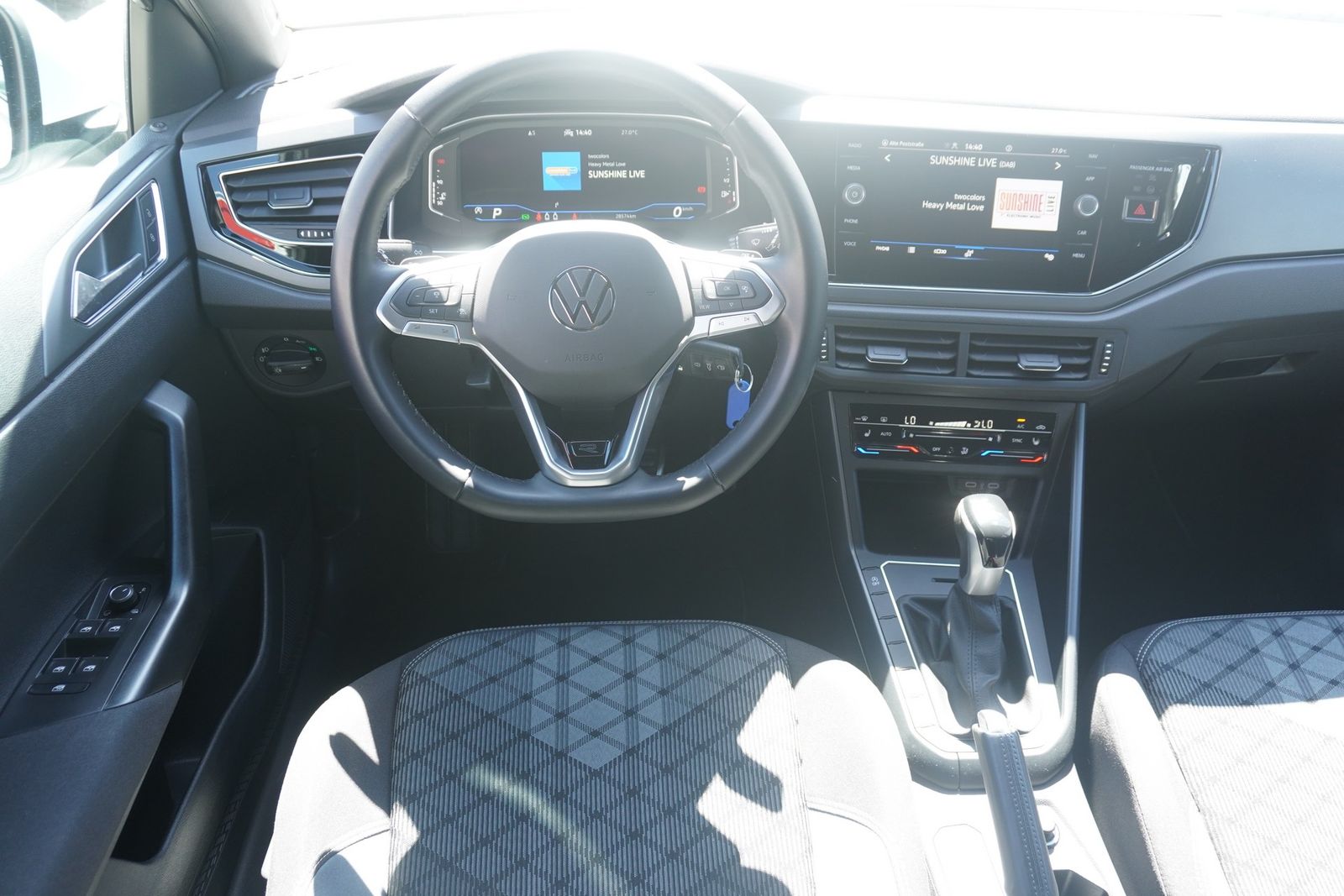 Volkswagen Taigo 1.0 TSI DSG R-Line - Samsaru's Car Outlet