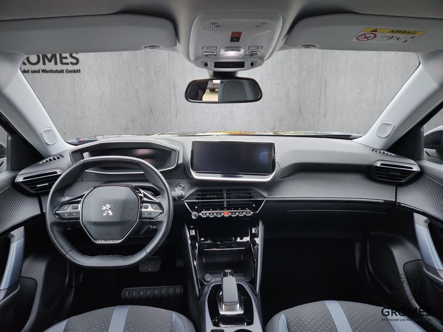 Peugeot 2008 e- Allure - Samsaru's Car Outlet