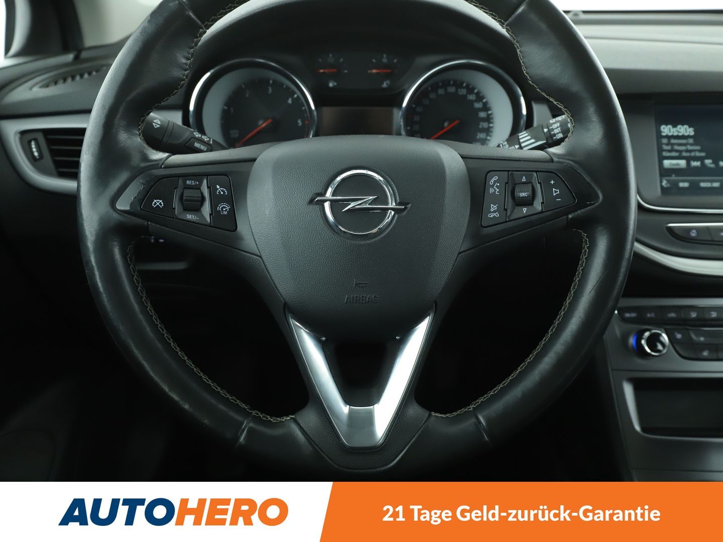 Opel Astra 1.5 CDTI Edition - Samsaru's Car Outlet