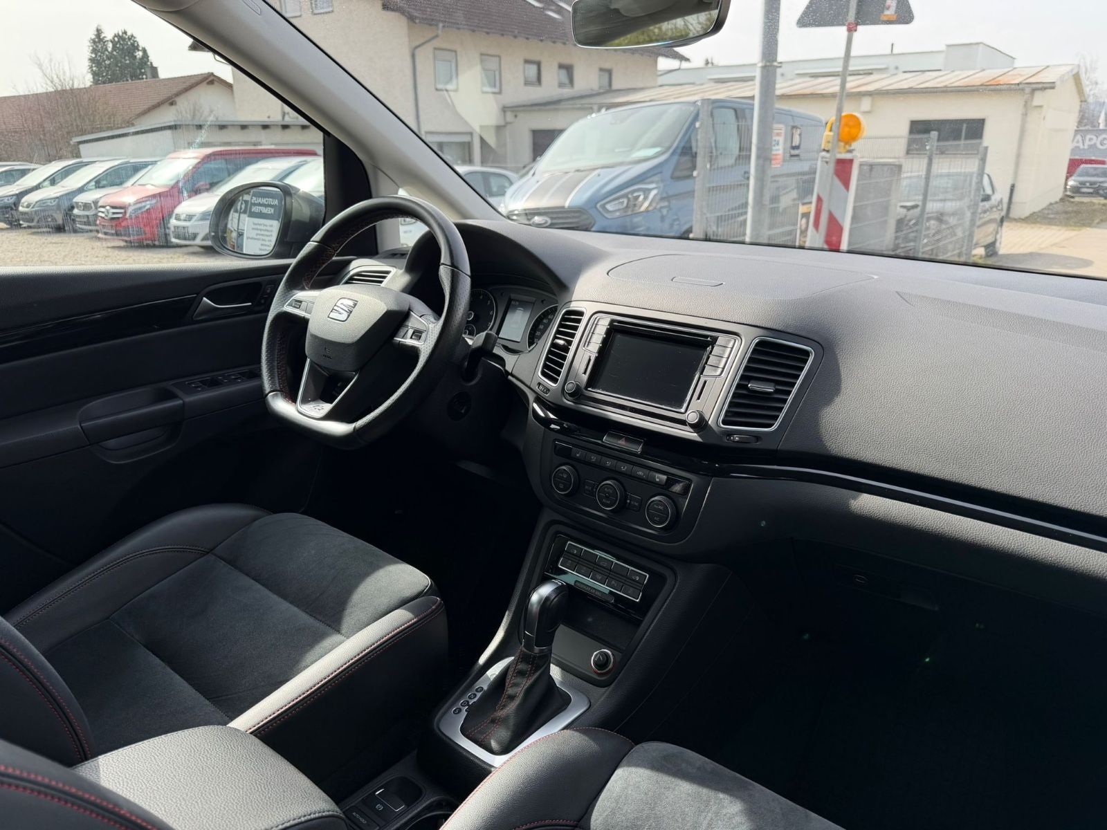 Seat Alhambra FR-Line NAVI/ACC/Bi-XENON/1.Hd