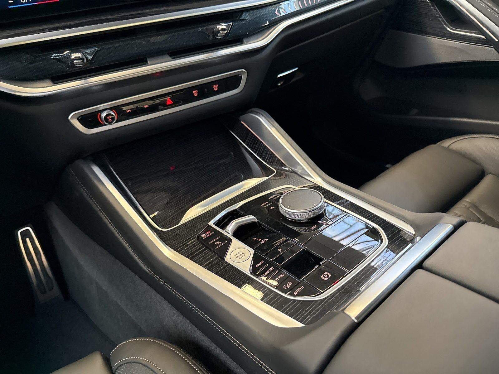 BMW X6 xDrive40i M Sport Pro|Pano|AHK|Autobahnass.