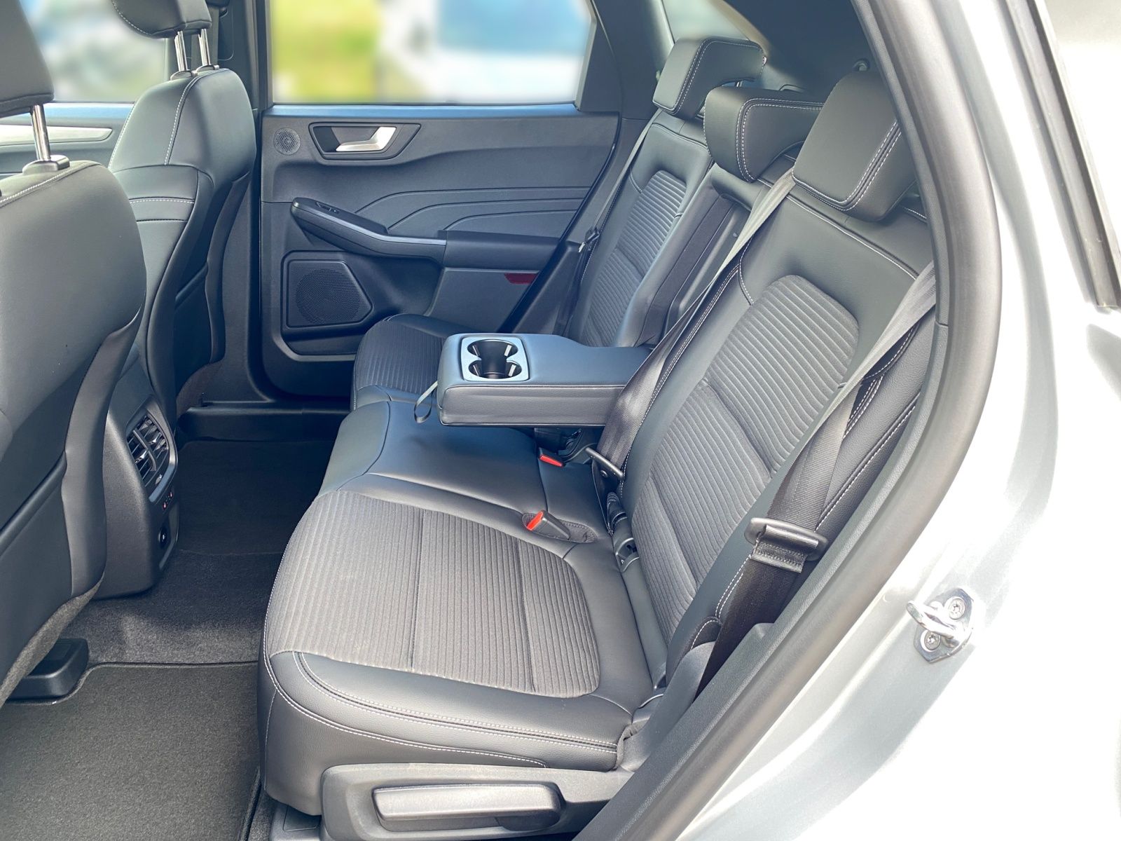 Ford Kuga Titanium X 2.5 PHEV - Samsaru's Car Outlet