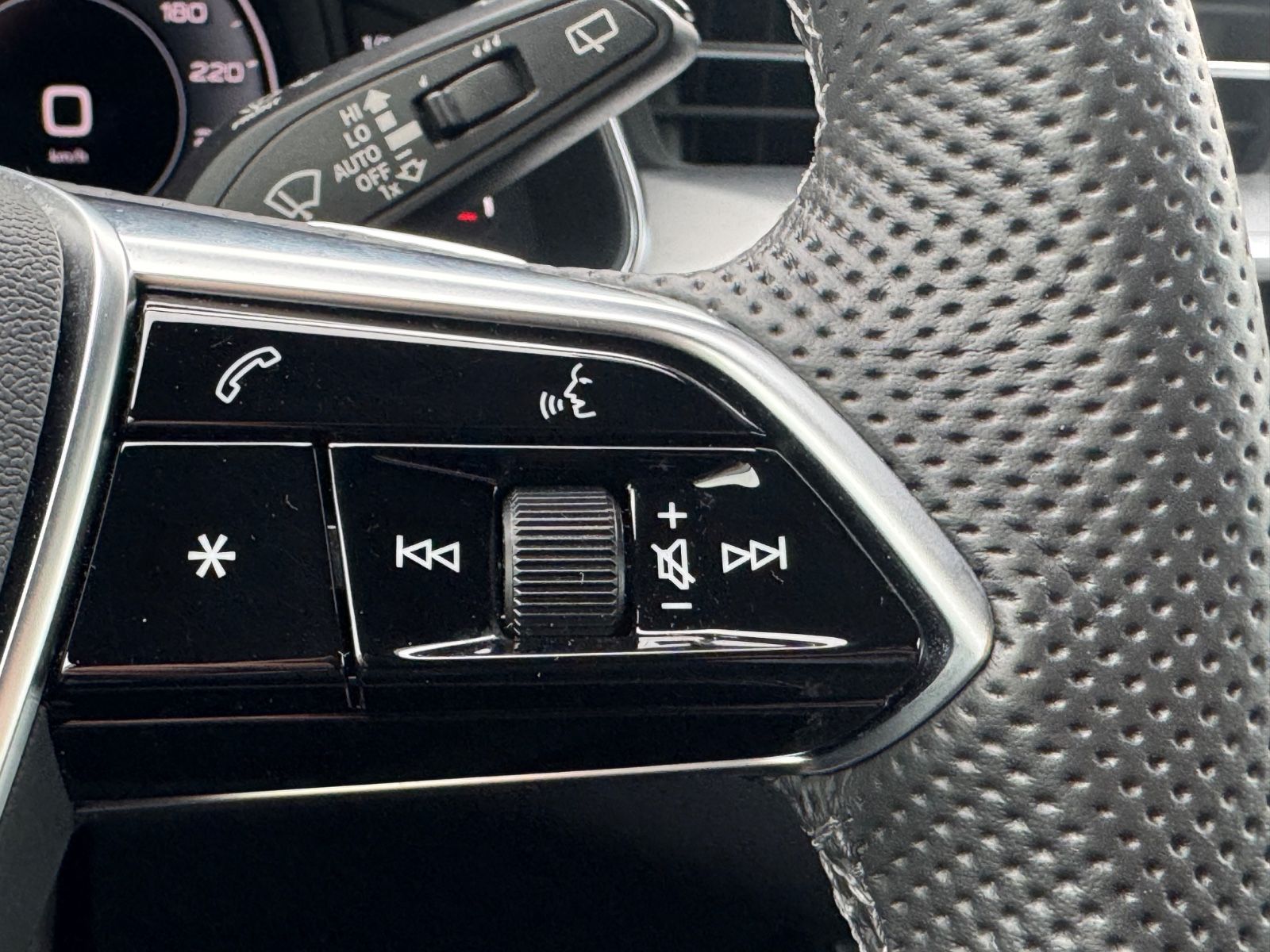 Audi A6 50 TFSI e qu/S-LINE/ACC/AHK/MATRIX/B&O/STHZG