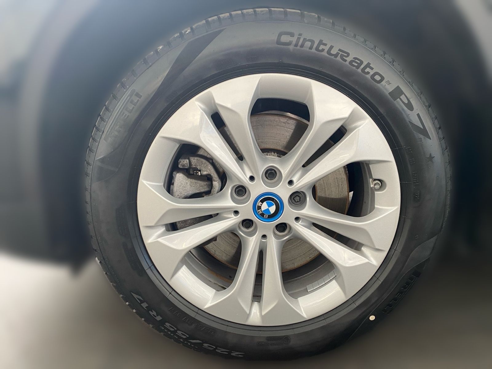 BMW X1 xDrive25e Advantage - Samsaru's Car Outlet
