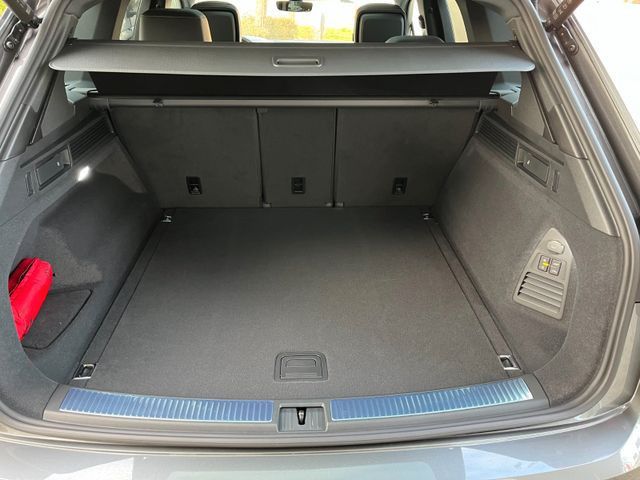 Volkswagen Touareg 3.0 TDI R-Line - Samsaru's Car Outlet