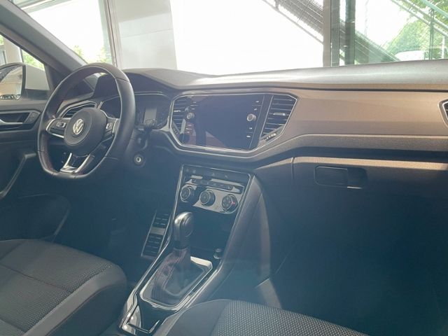 Volkswagen T-Roc 1.5 DSG Sport - Samsaru's Car Outlet