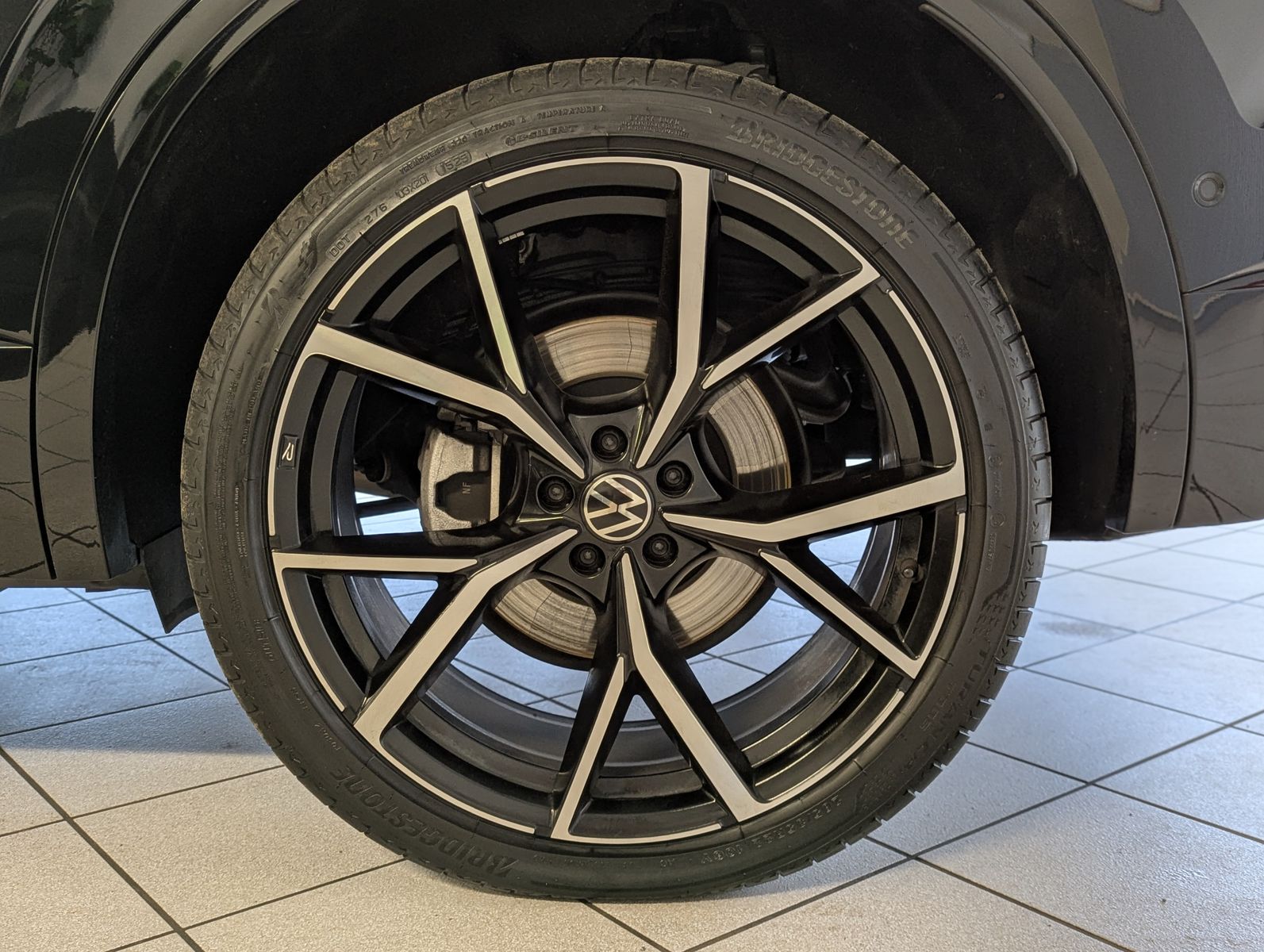 Volkswagen Touareg 3.0TDI 4M R-Line VOLL Black 22" UPE 114T