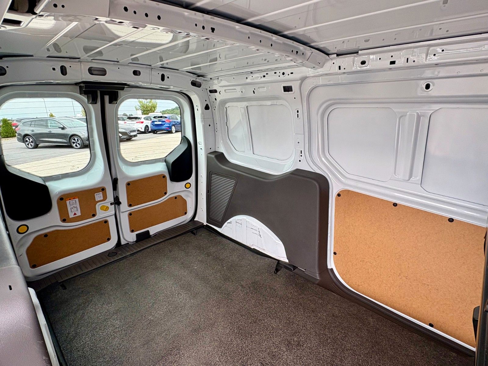 Ford Transit Connect Kasten Trend L2 1.5 EcoBlue - Samsaru's Car Outlet