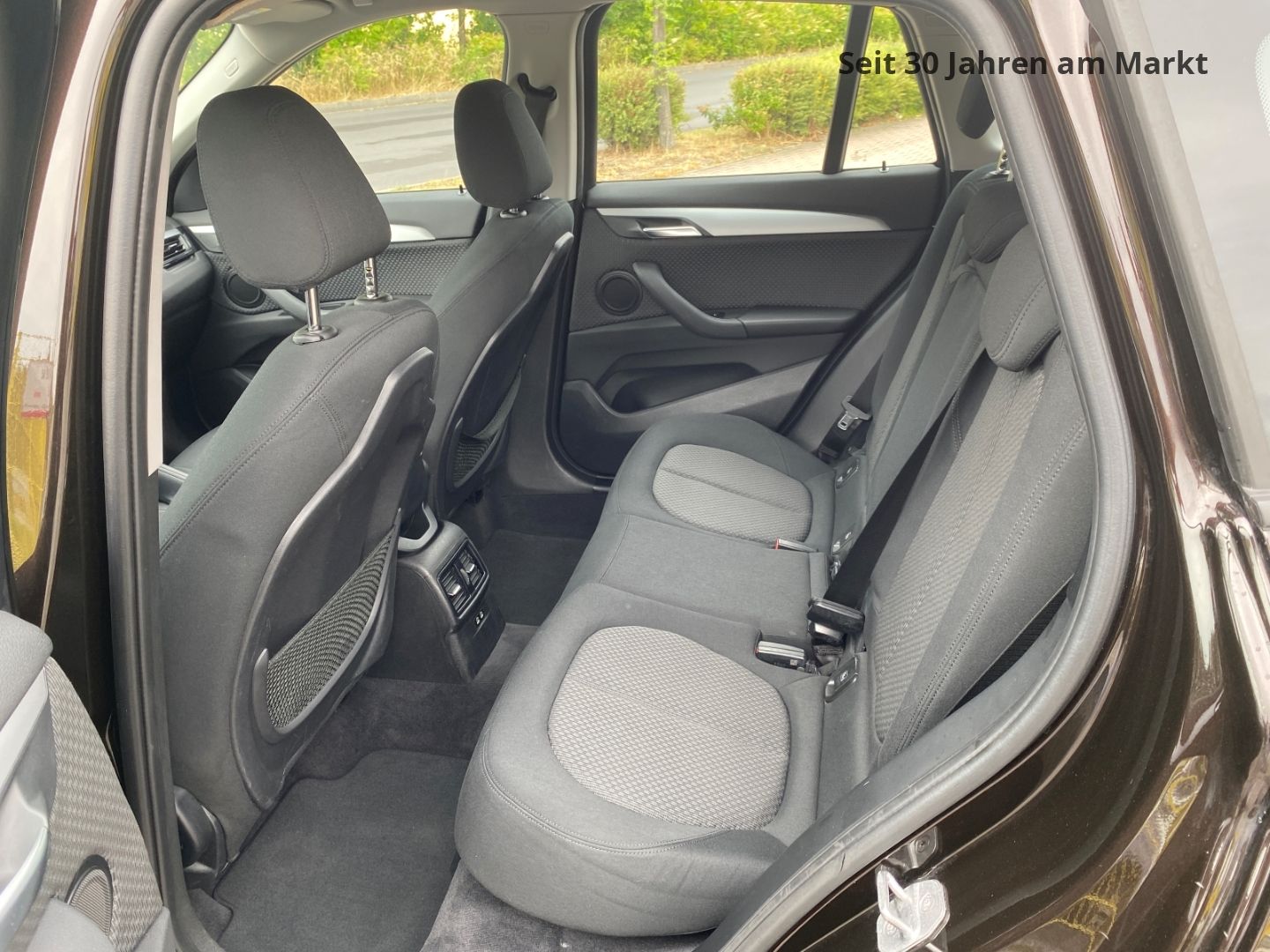 BMW X1 xDrive 20 d Advantage - Samsaru's Car Outlet
