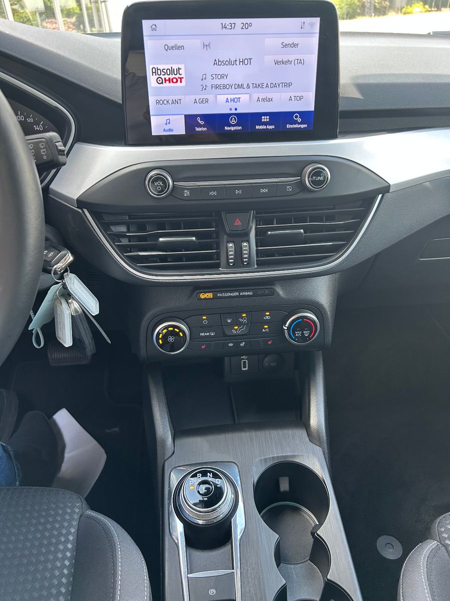 Ford Focus Turnier Cool&Connect - Samsaru's Car Outlet