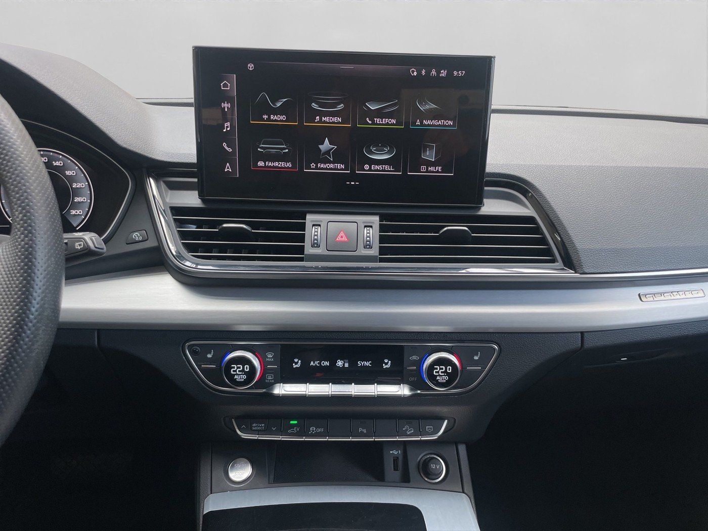 Audi Q5 50 TFSI e quatt. S tronic S line AHK SHZ RFK