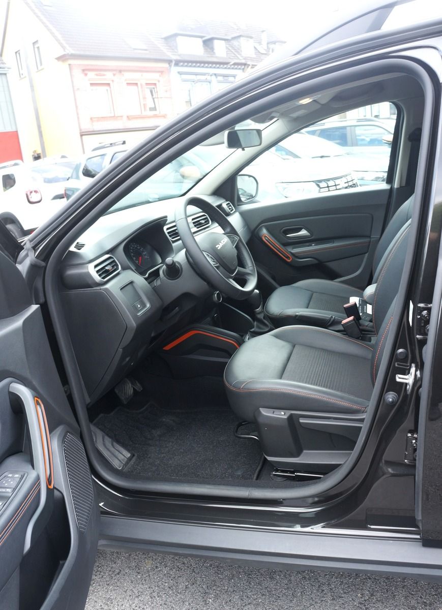 Dacia Duster TCe150AUTOM*Extreme+ - Samsaru's Car Outlet