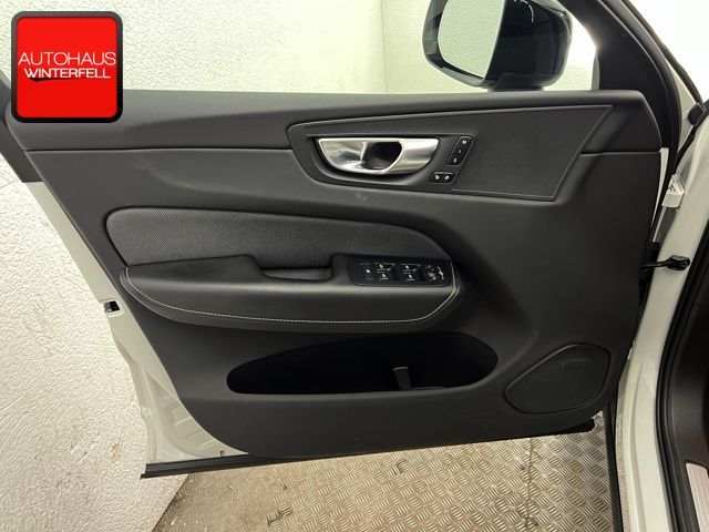 Volvo XC60 B5 B AWD R-DESIGN HUD+AHK+MEMORY+GOOGLE+LED