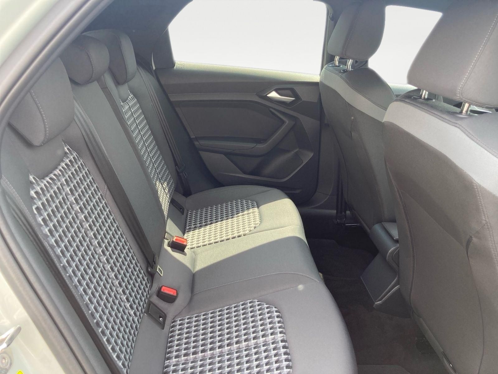 Audi A1 Sportback S-LINE 30TFSI - Samsaru's Car Outlet