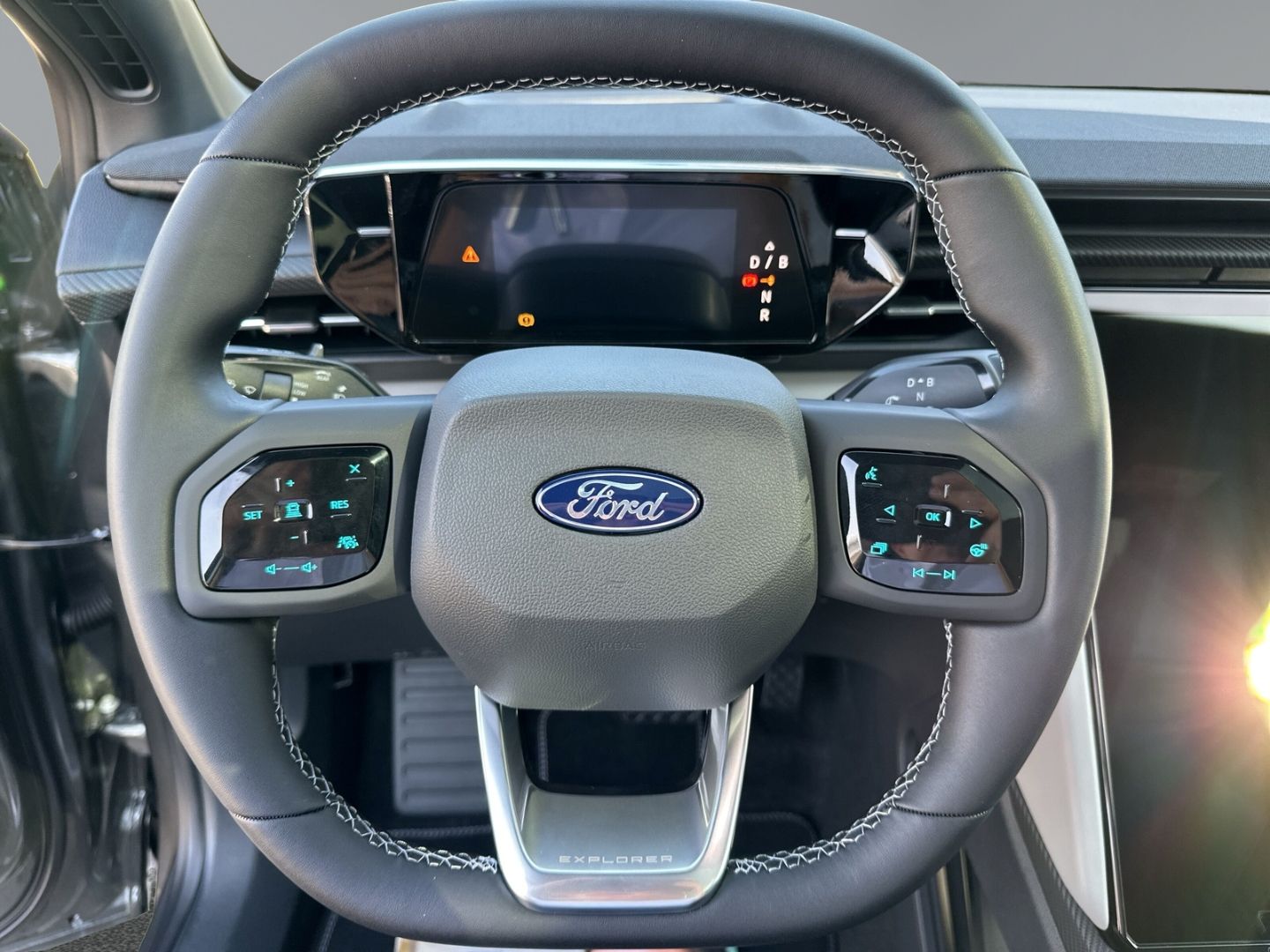 Ford Explorer Premium RWD Matrix-LED Pano Wärmepumpe