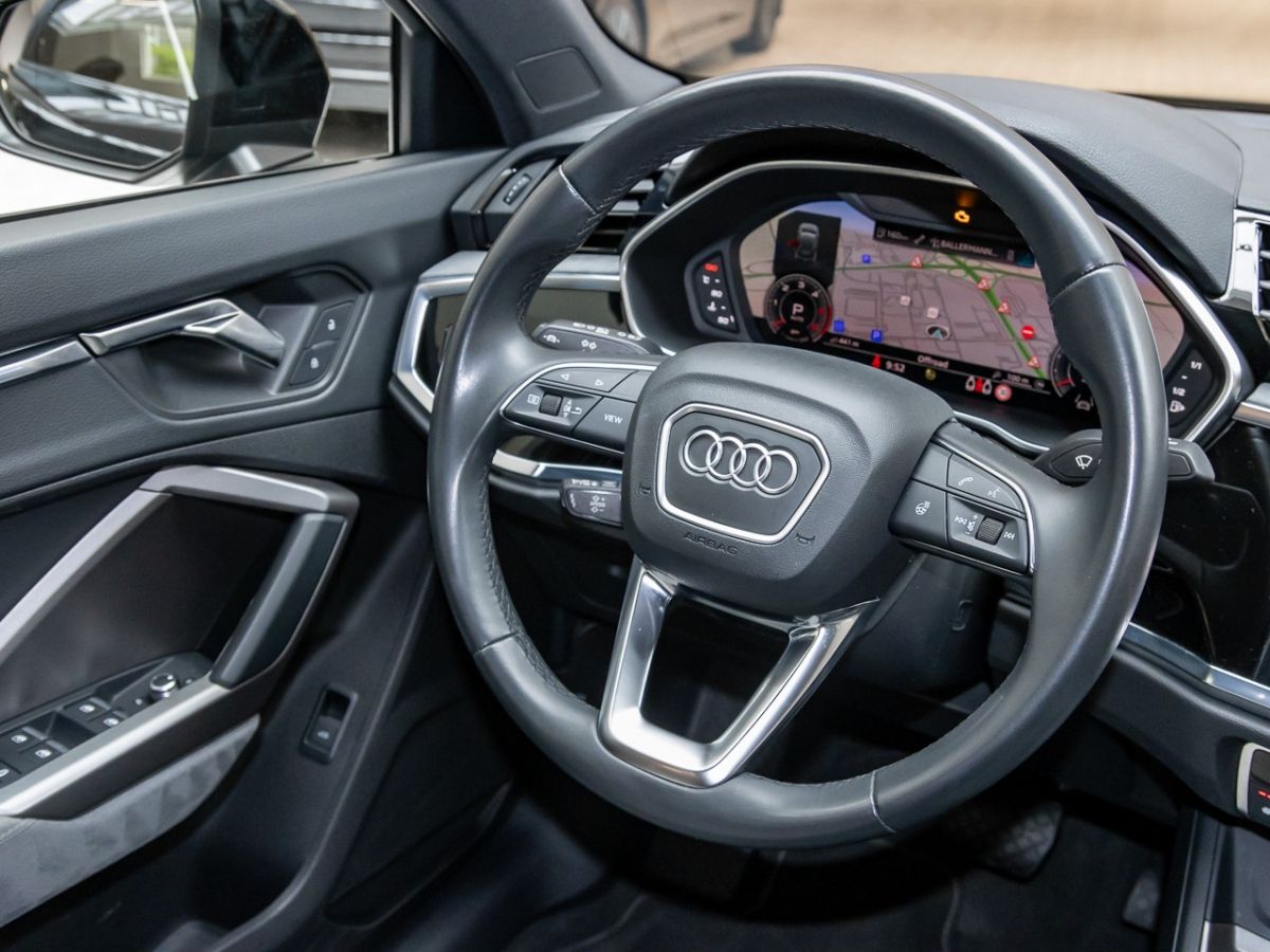 Audi Q3 35 TDI quattro S tronic - Samsaru's Car Outlet