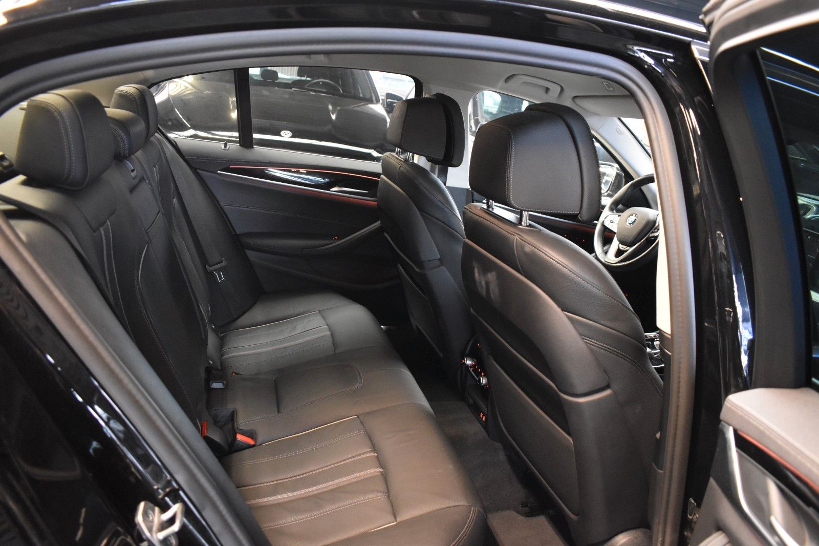 BMW 520 d xDrive Luxury Line*HEAD-UP*ASSIST*HIFI*LED