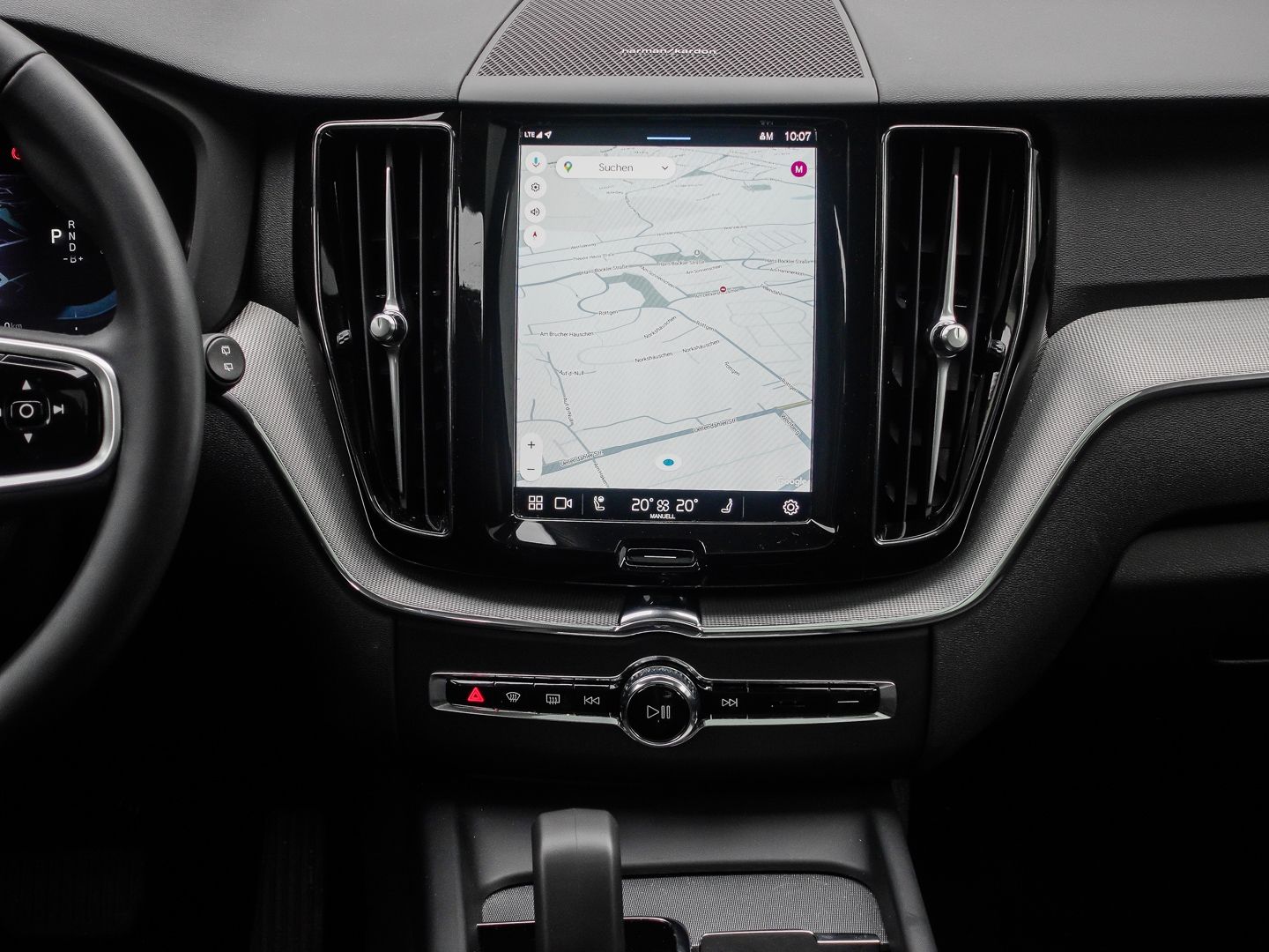 Volvo XC60 Plus Dark Recharge Plug-In Hybrid AWD T6 Tw