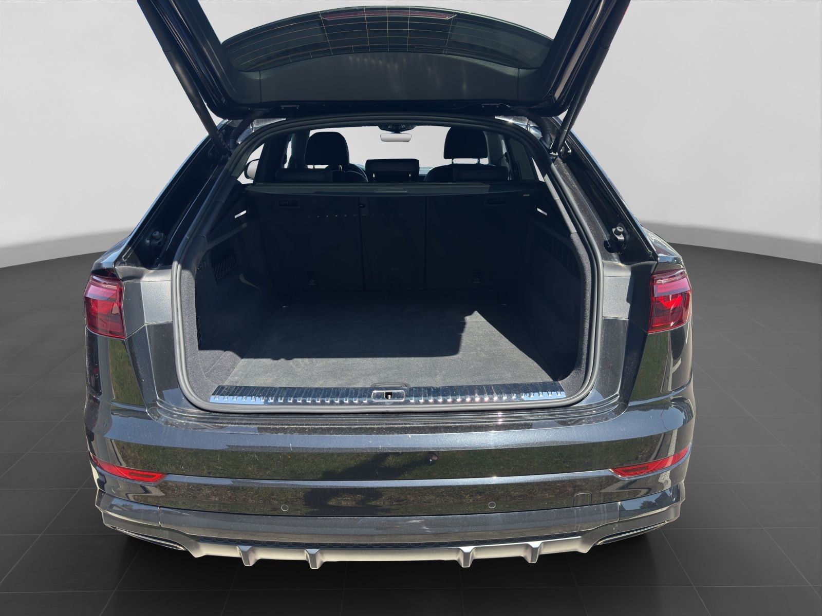Audi Q8 50 TDI Q 2x S LINE LM23 ACC ALLRADL AHK PANO
