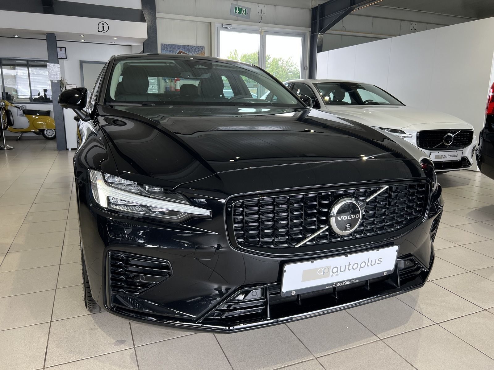Volvo S60 T8 Ultimate Dark Recharge AWD 360° HeadUp
