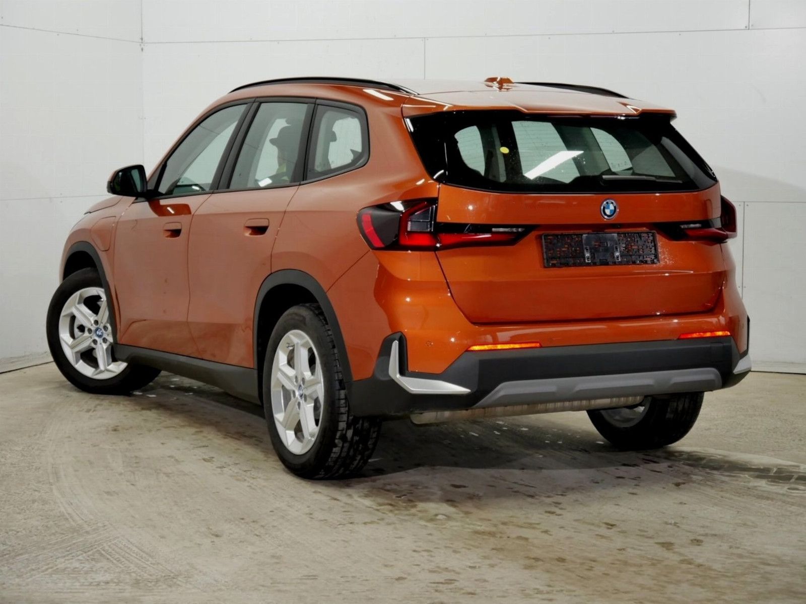 BMW X1 xDrive 25e Sport - Samsaru's Car Outlet