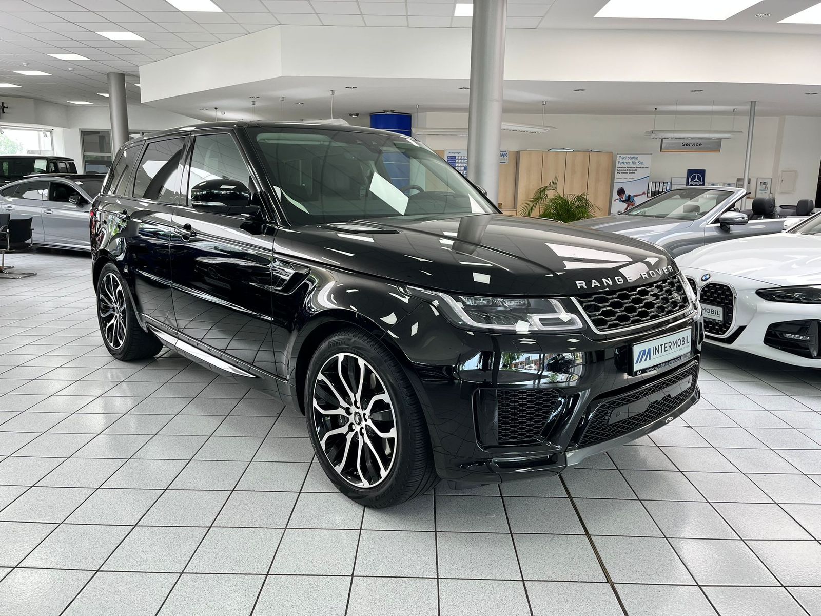 Range Rover Sport HSE P400e - Samsaru's Car Outlet