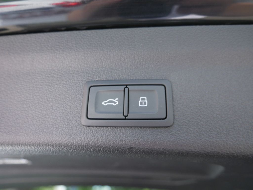 Audi RS6 Avant quattro performance STANDHZ+HUD+B&O+SH