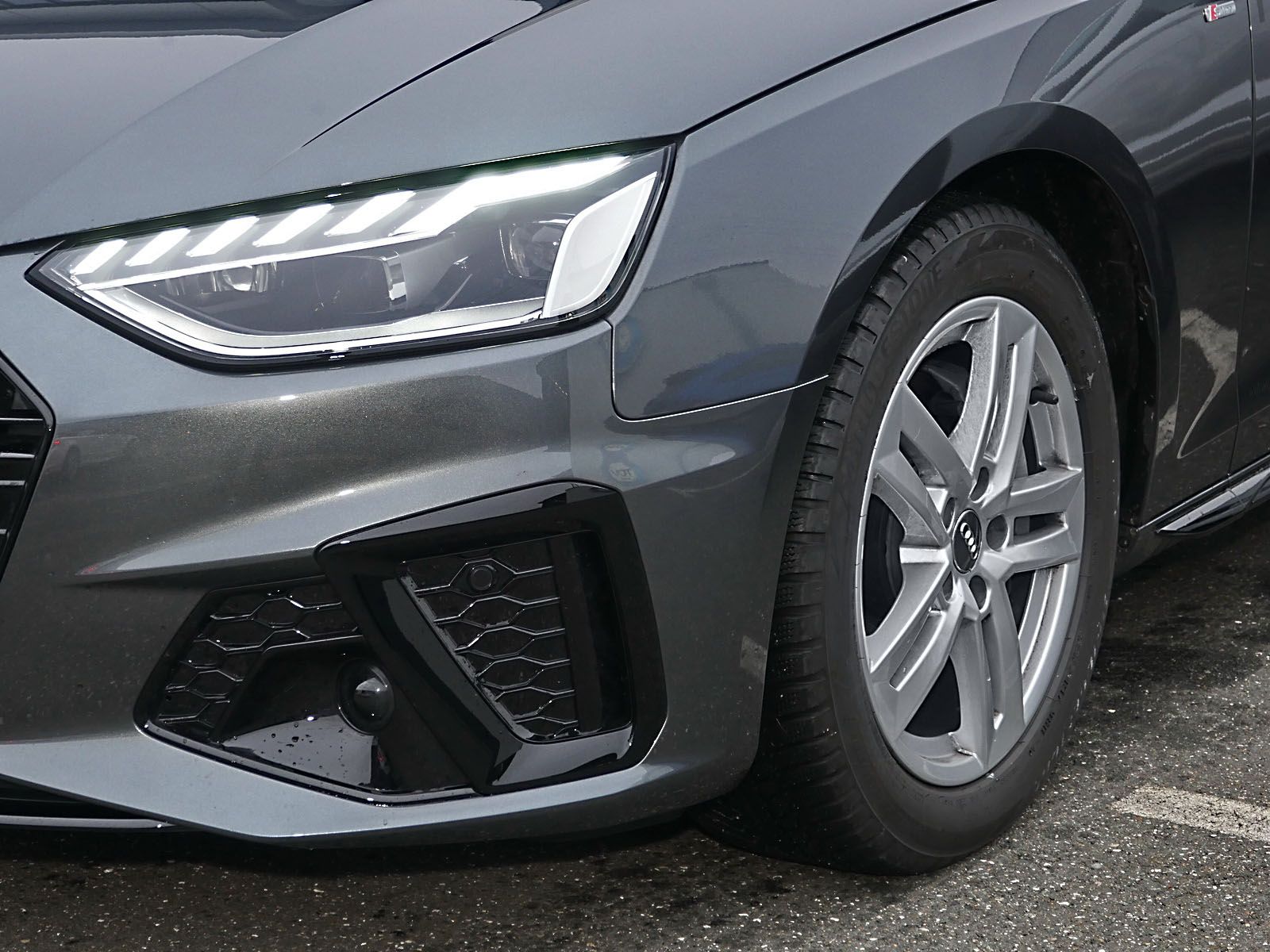 Audi A4 Avant 40 TDI S Line Int - Samsaru's Car Outlet