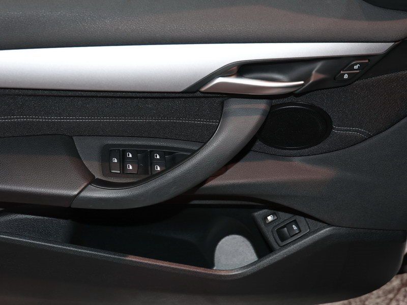BMW X1 xDrive25e Adv. - Samsaru's Car Outlet