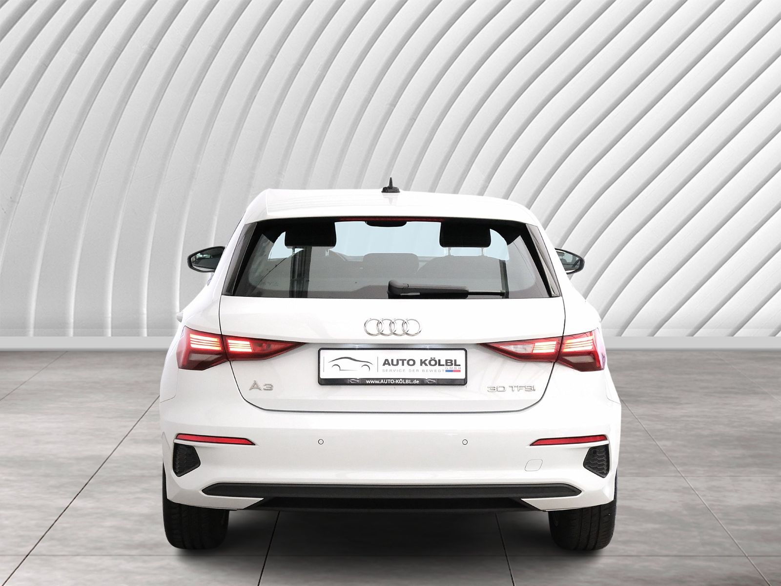 Audi A3 Sportback 30 TFSI basis - Samsaru's Car Outlet