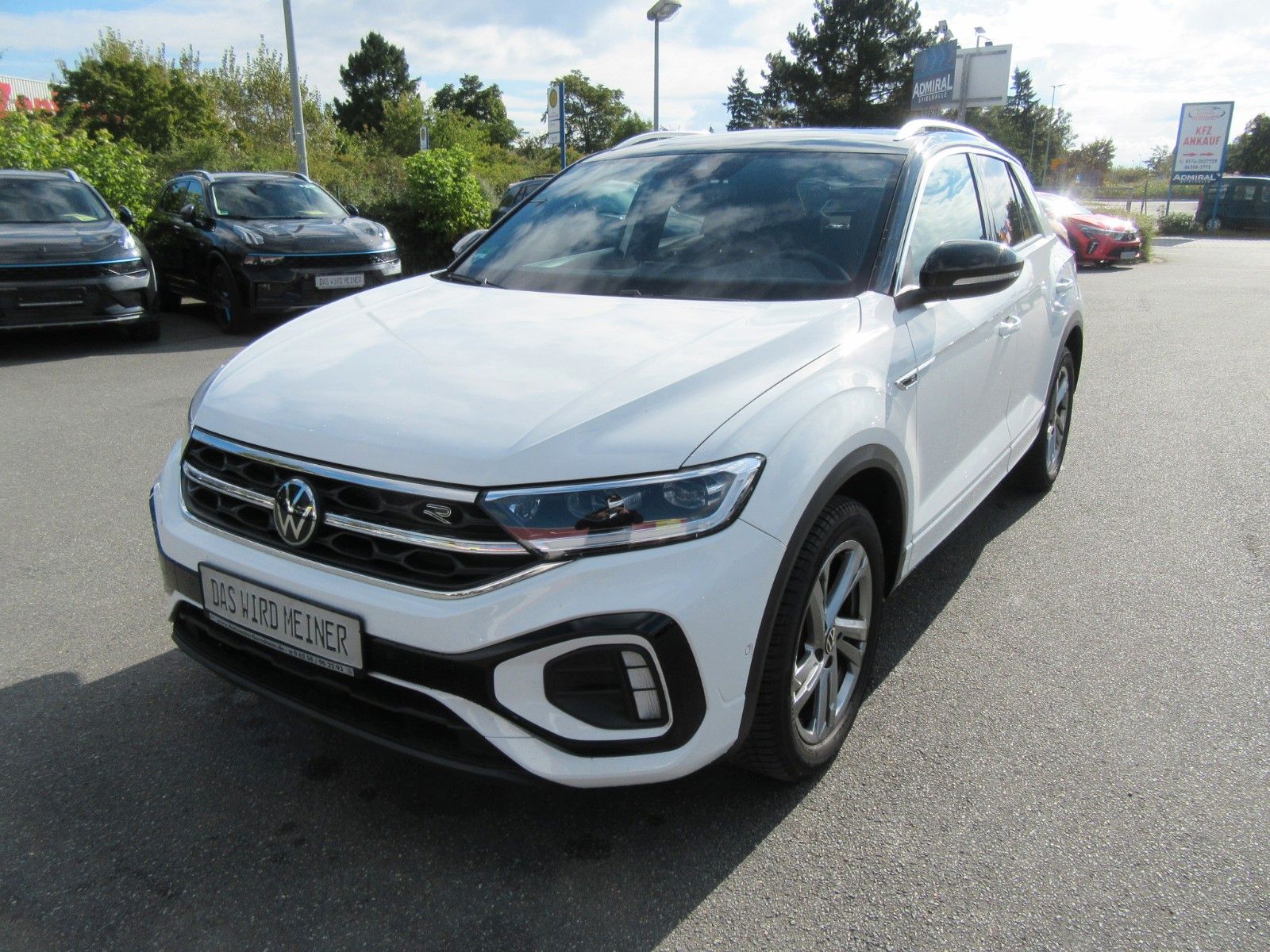 Volkswagen T-Roc R-Line - Samsaru's Car Outlet