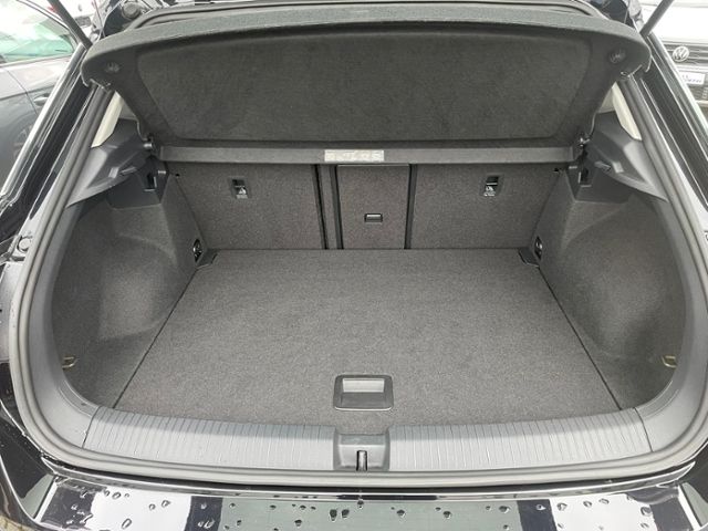 Volkswagen T-Roc United 1.5 TSI - Samsaru's Car Outlet