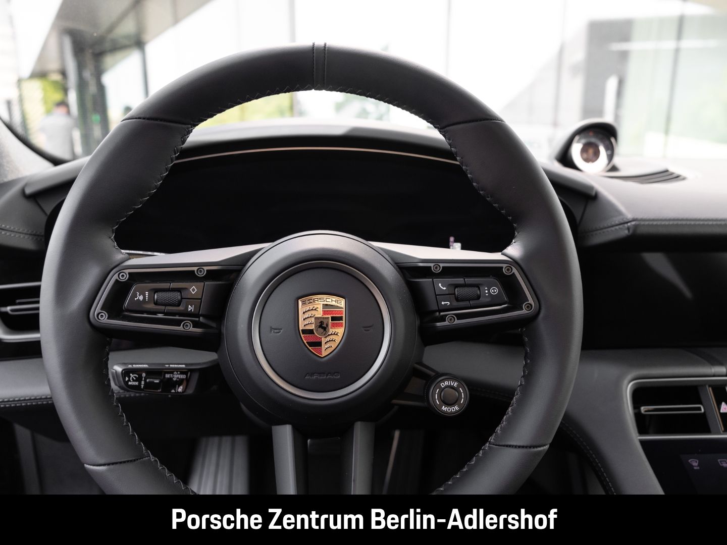 Porsche Taycan 4S Cross Turismo Offroad Paket Soft-Close