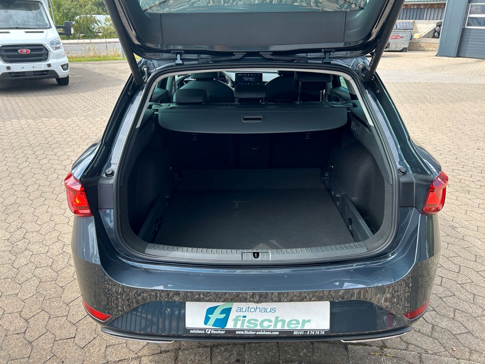 Seat Leon Sportstourer FR Plus AHK Kessy Rüfa