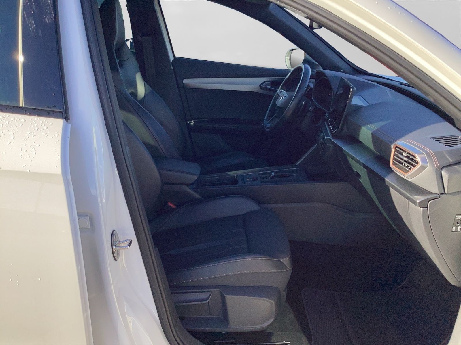 Cupra Formentor 2.0 TSI DSG VZ BEATS PANO AHK KAMERA