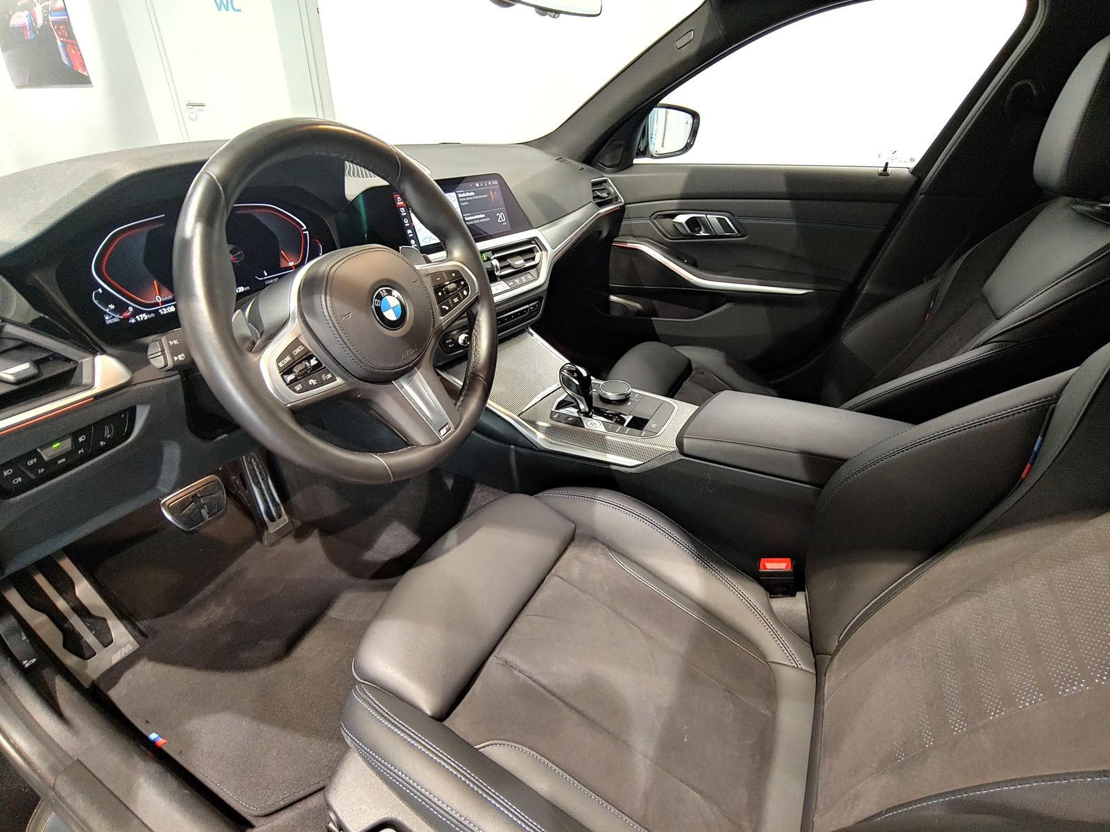 BMW 330d xDrive M Sport - Samsaru's Car Outlet