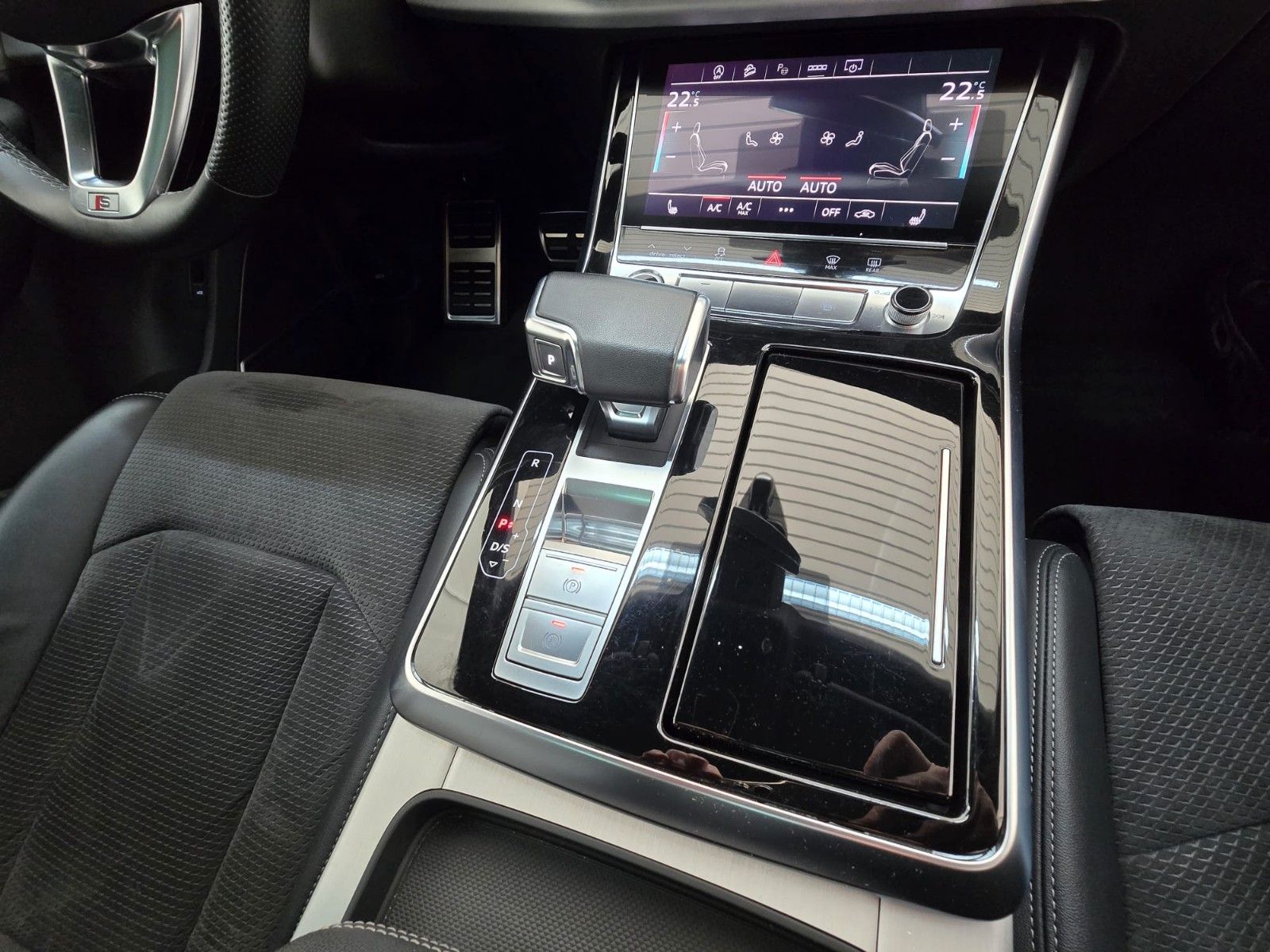 Audi Q7 50 TDI qu. S Line Panorama Luft B&O 21"