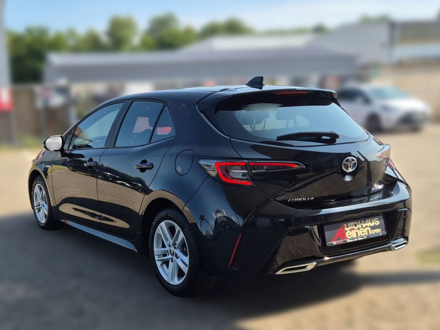 Toyota Corolla Hybrid Business Edition - Samsaru's Car Outlet