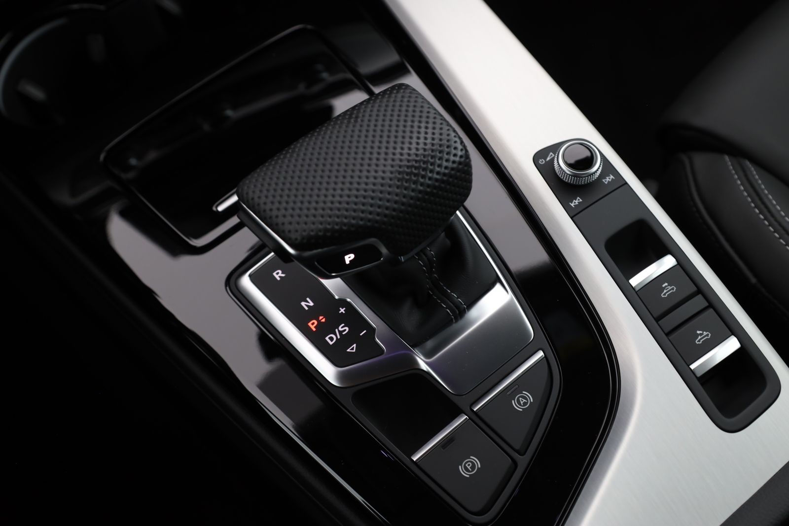 Audi A5 Cabriolet 40 TDI quattro S tronic S line