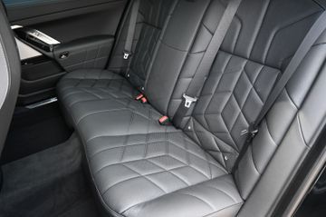 BMW 740d xDrive *B&W*MASS*LUFT*360°*M-PKT PRO*21"*