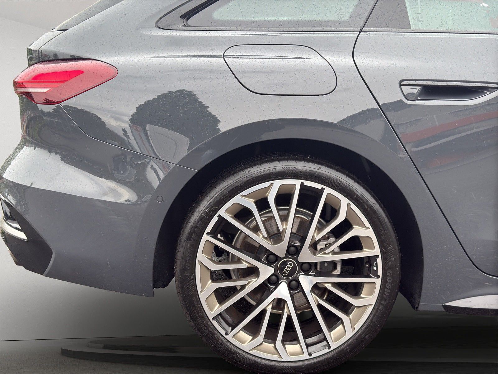 Audi A5 Avant TFSI quattro Edition One 2x S Line MATR