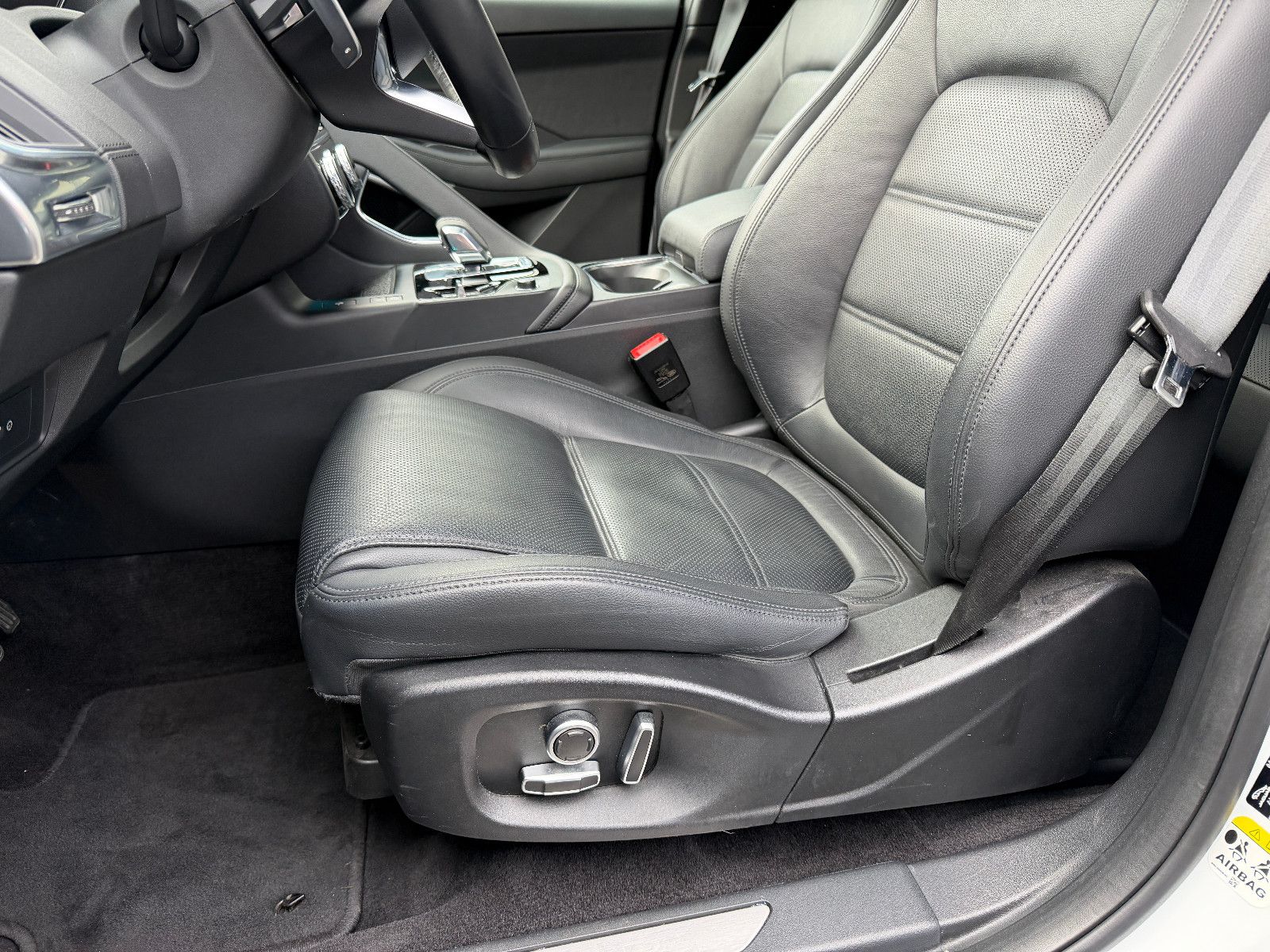 Jaguar E-Pace E-PACE S AWD/PANO/3d-KAMERA/LED/SHZ